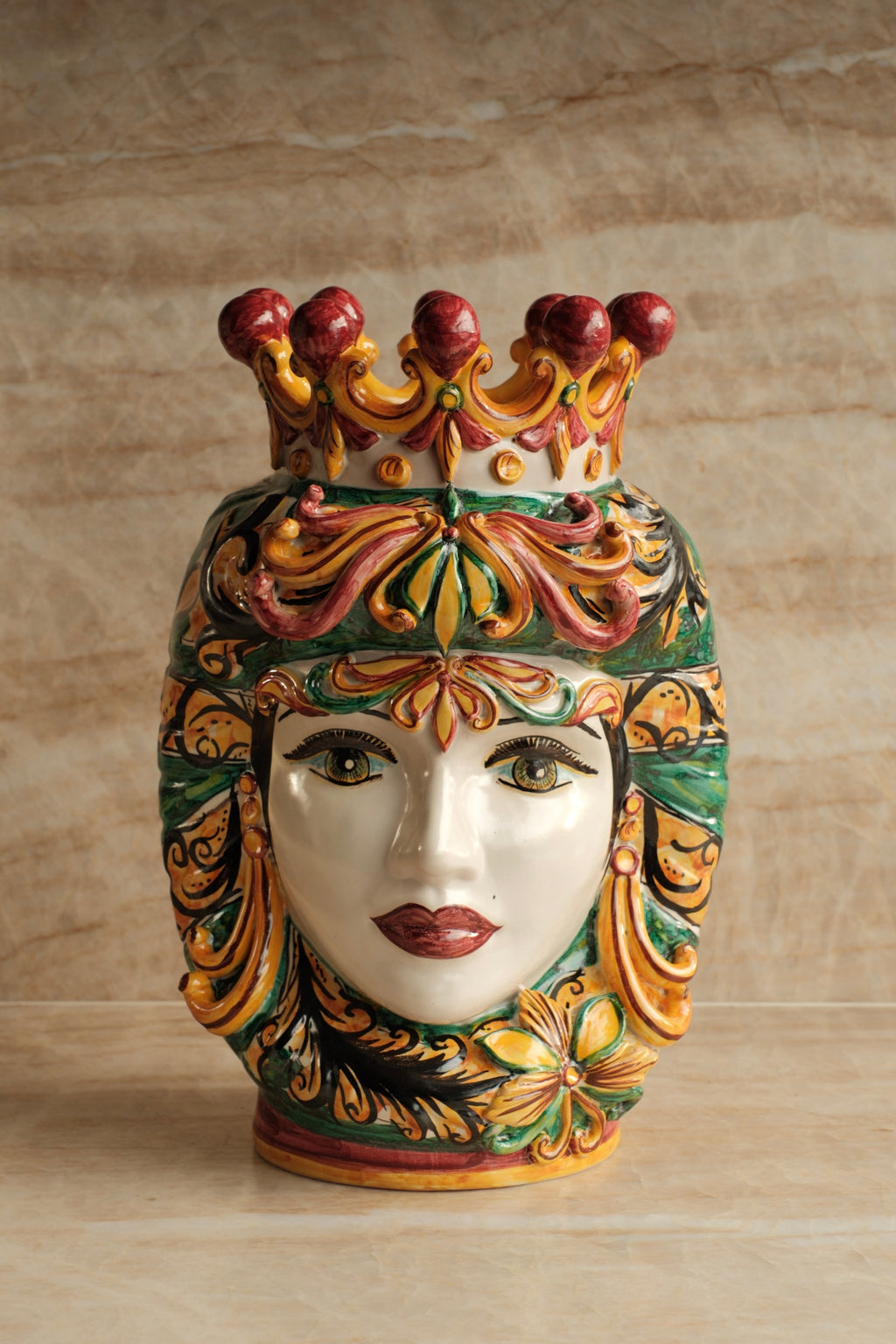 Noto Donna Groot